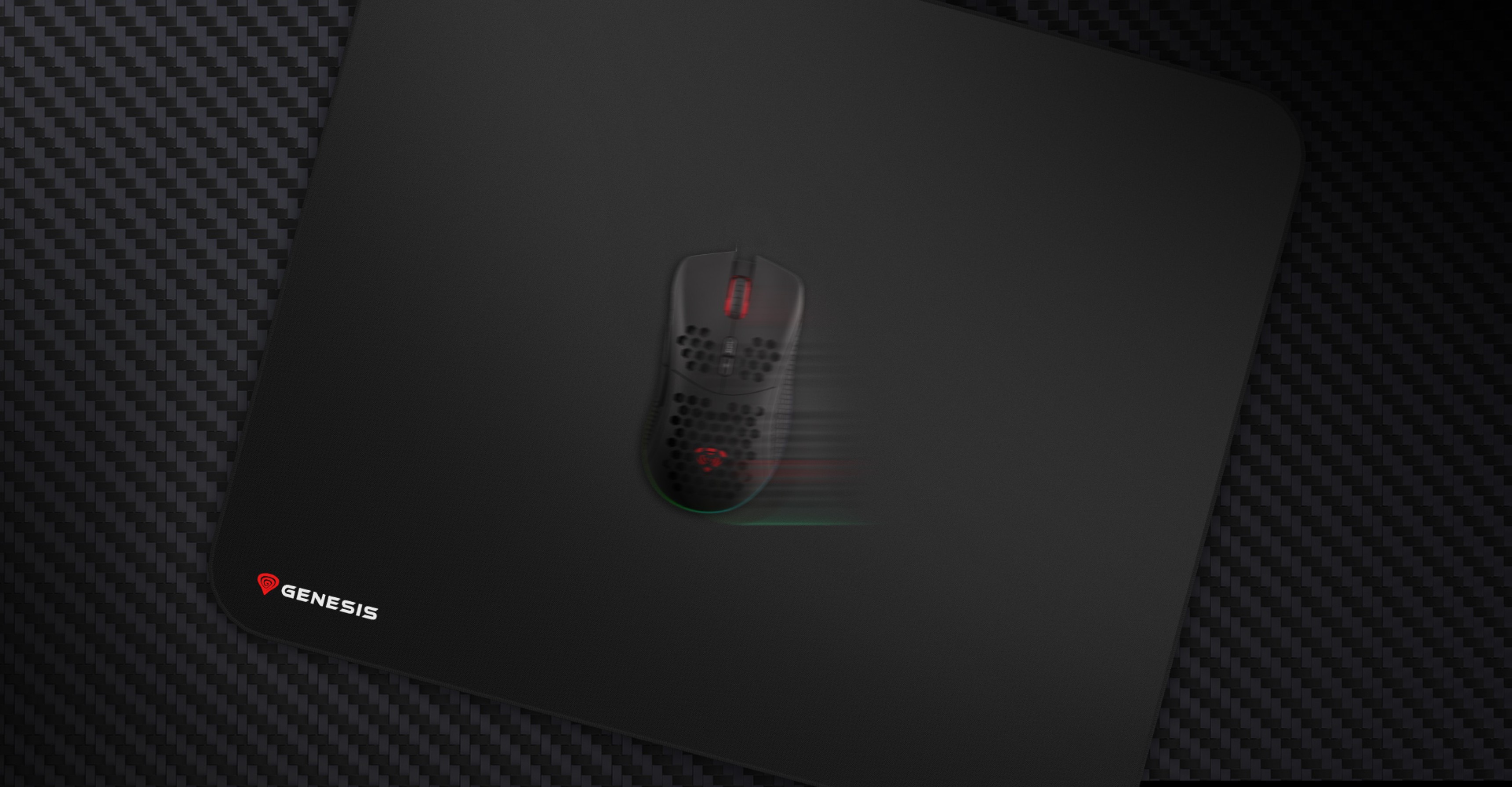 Tapis de souris noir avec une surface texturée présentant le logo Genesis dans le coin inférieur gauche et une souris de jeu sur le dessus.