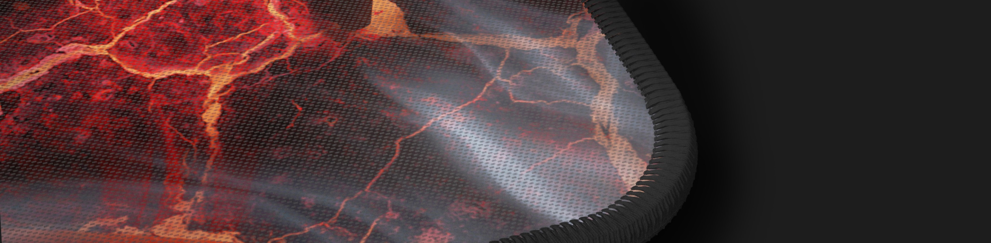 Tapis de souris de jeu au design inspiré de la lave, avec une surface texturée et des bords noirs, mesurant 900x450mm.